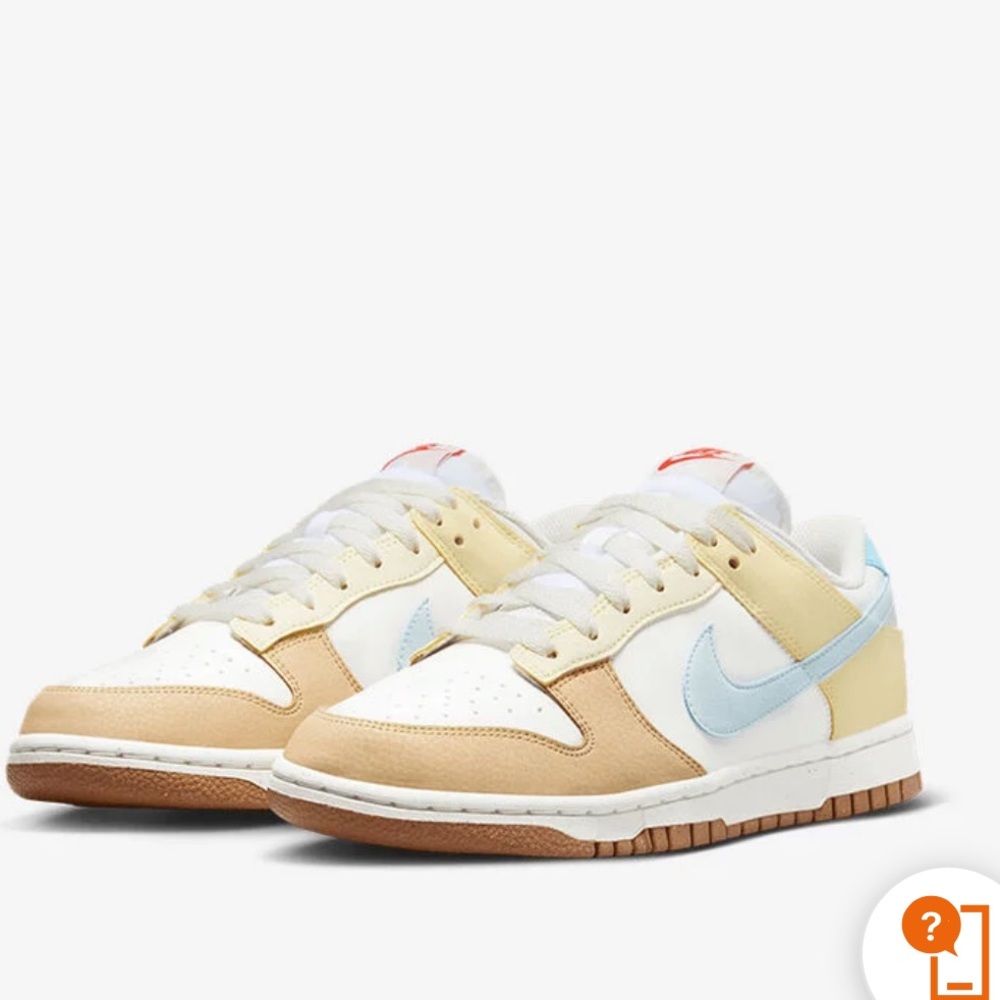 Women’s Nike Dunk Low